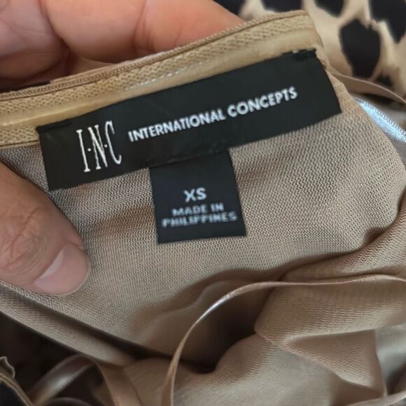 INC iinternational concepts halter leopard jumpsuit extra small wide leg - Picture 5 of 7